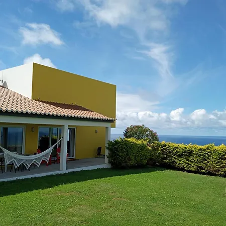 Holiday home Four Winds House